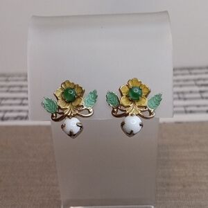 Duane Yellow White Green Floral Screw Back Earrings Vintage
